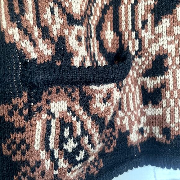 Vintage Tally-Ho Paisley Pattern Button Down U-Neck Cardigan Sweater Size M - Picture 4 of 7